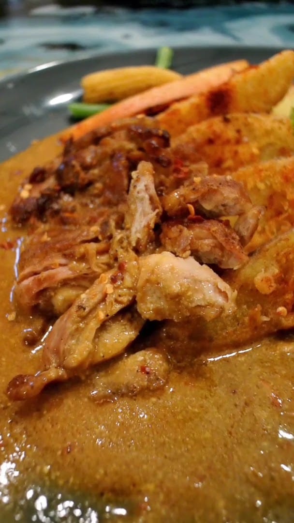 Slow-cooked plate of the day